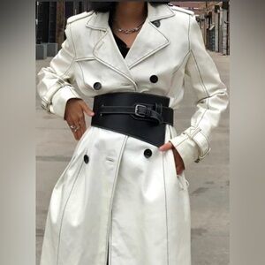 Steins Ivory White Leather Trench Coat 38 L Button Collar Belt 3/4 Length Vtg
